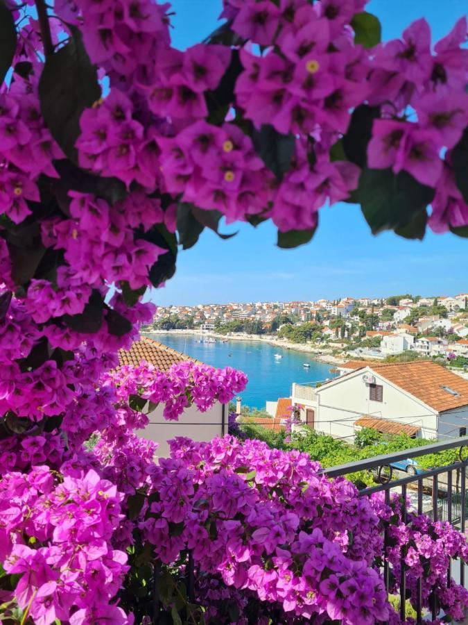 Apartmani Anna Trogir Oda fotoğraf